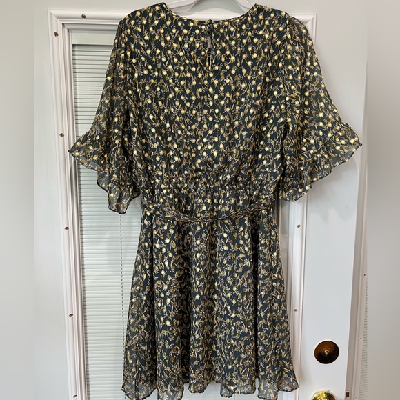 NWT LC Lauren Conrad Smocked Yoke Babydoll Dress, fall & winter colors gold - Picture 11 of 13